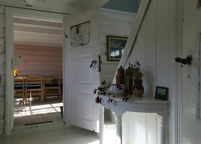 Idyllic From 1840 With Sea View In Spind Ferienhaus