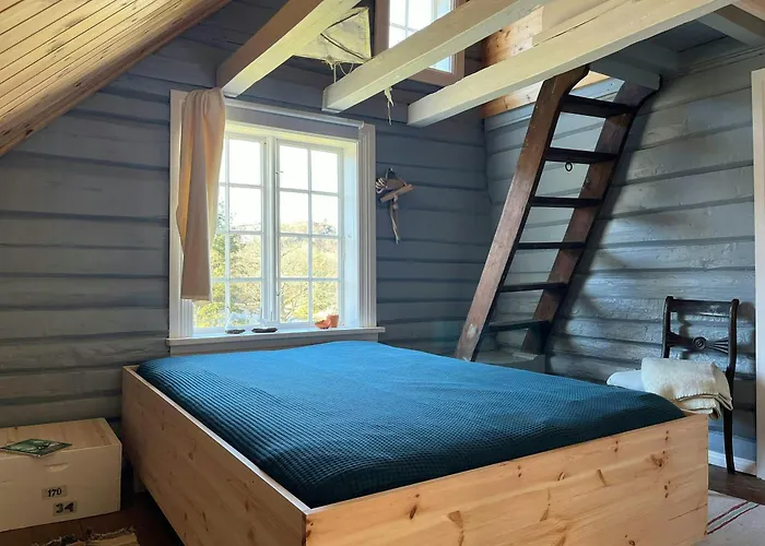 Ferienhaus Idyllic From 1840 With Sea View In Spind Farsund