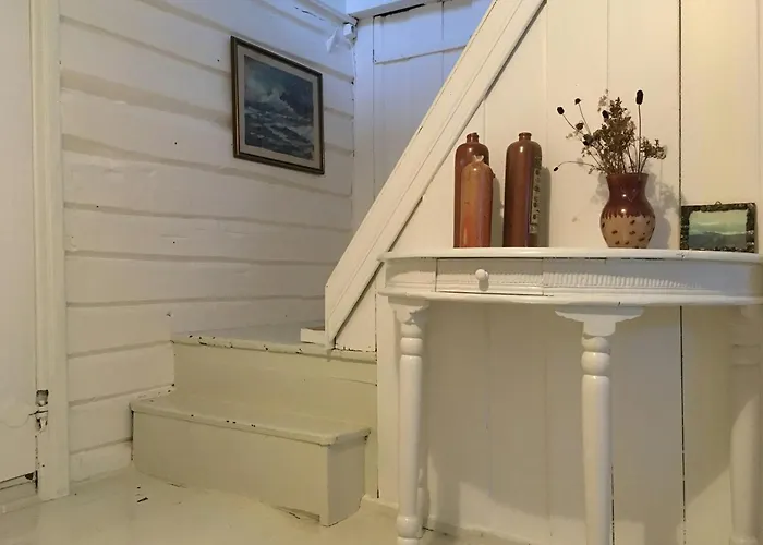 Idyllic From 1840 With Sea View In Spind Farsund