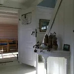 Idyllic From 1840 With Sea View In Spind 펜션
