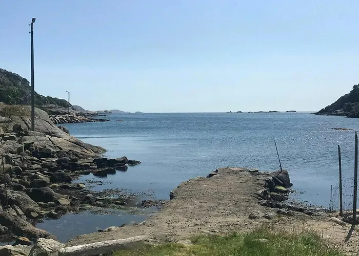 Idyllic From 1840 With Sea View In Spind Farsund